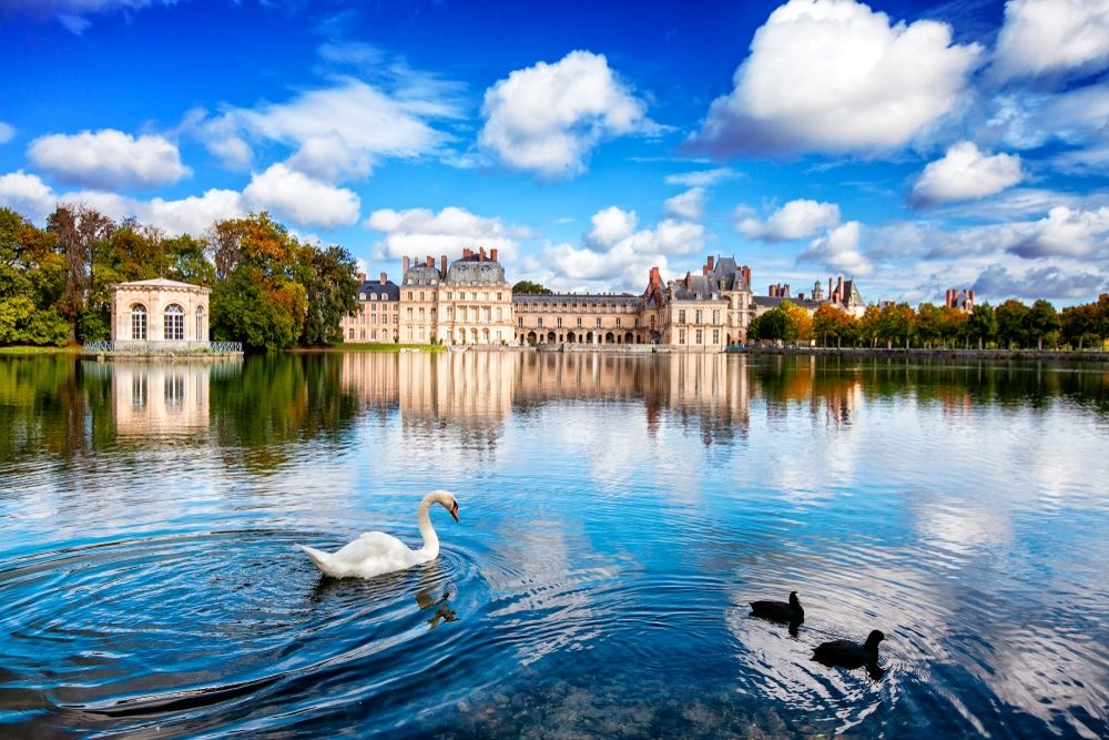 Fontainebleau castle - Vaux-le-Vicomte castle