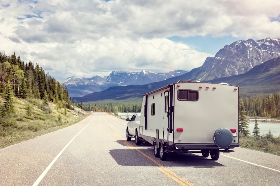 What means of transportation to use when traveling in Canada